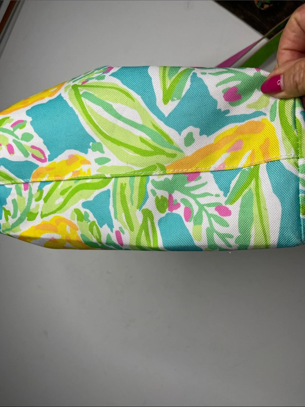 Lilly Pulitzer for Estée Lauder Canvas tote bag vibrant lemon print,